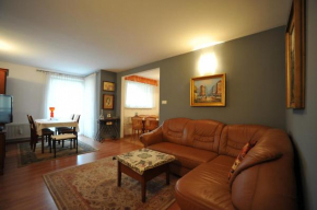 Apartament Tais